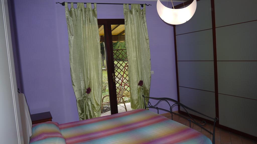 Cara Pace Apartment Римини Екстериор снимка